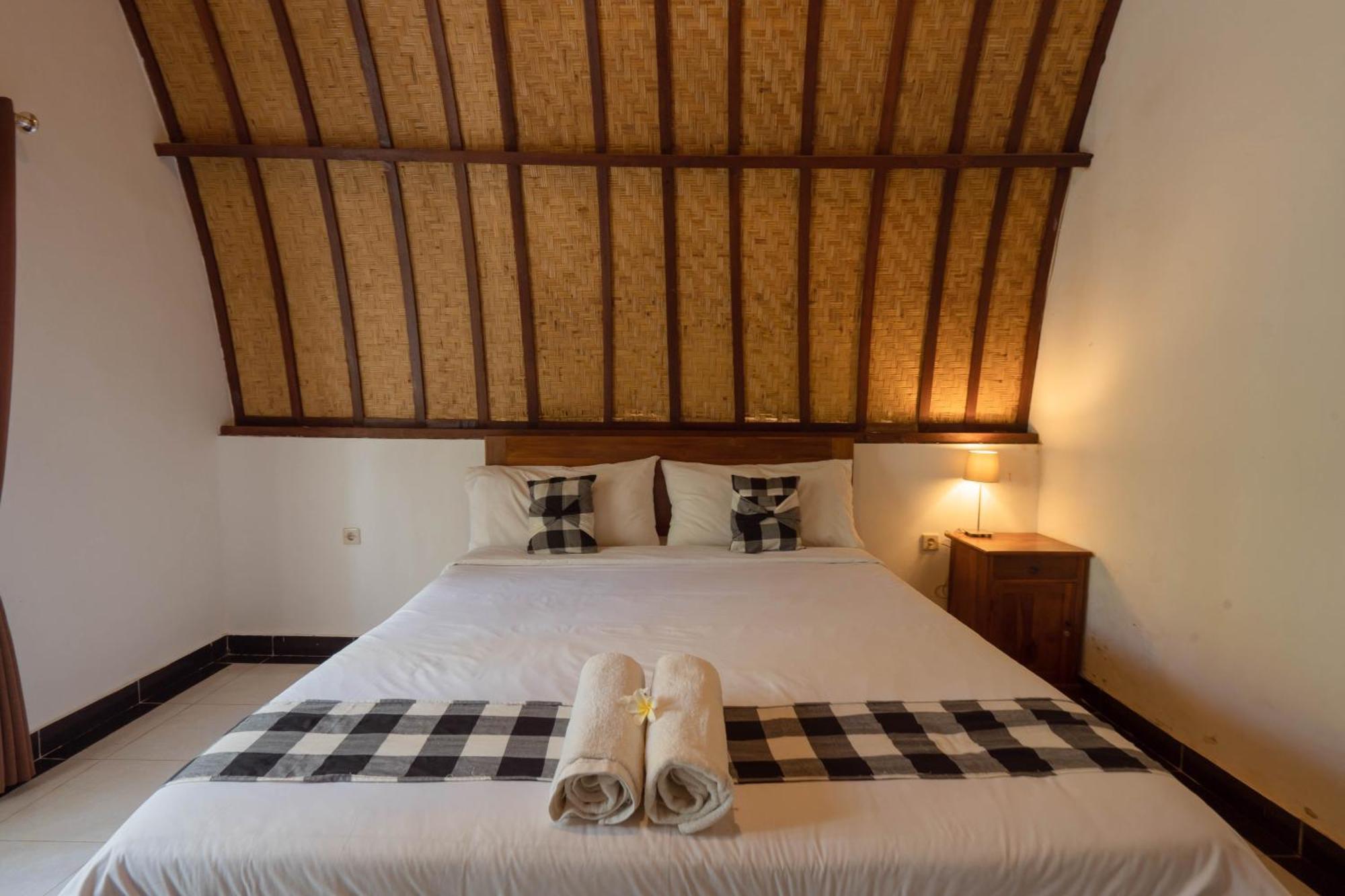 Ratu Cottage By Ourstory Travels Batununggul Exterior photo